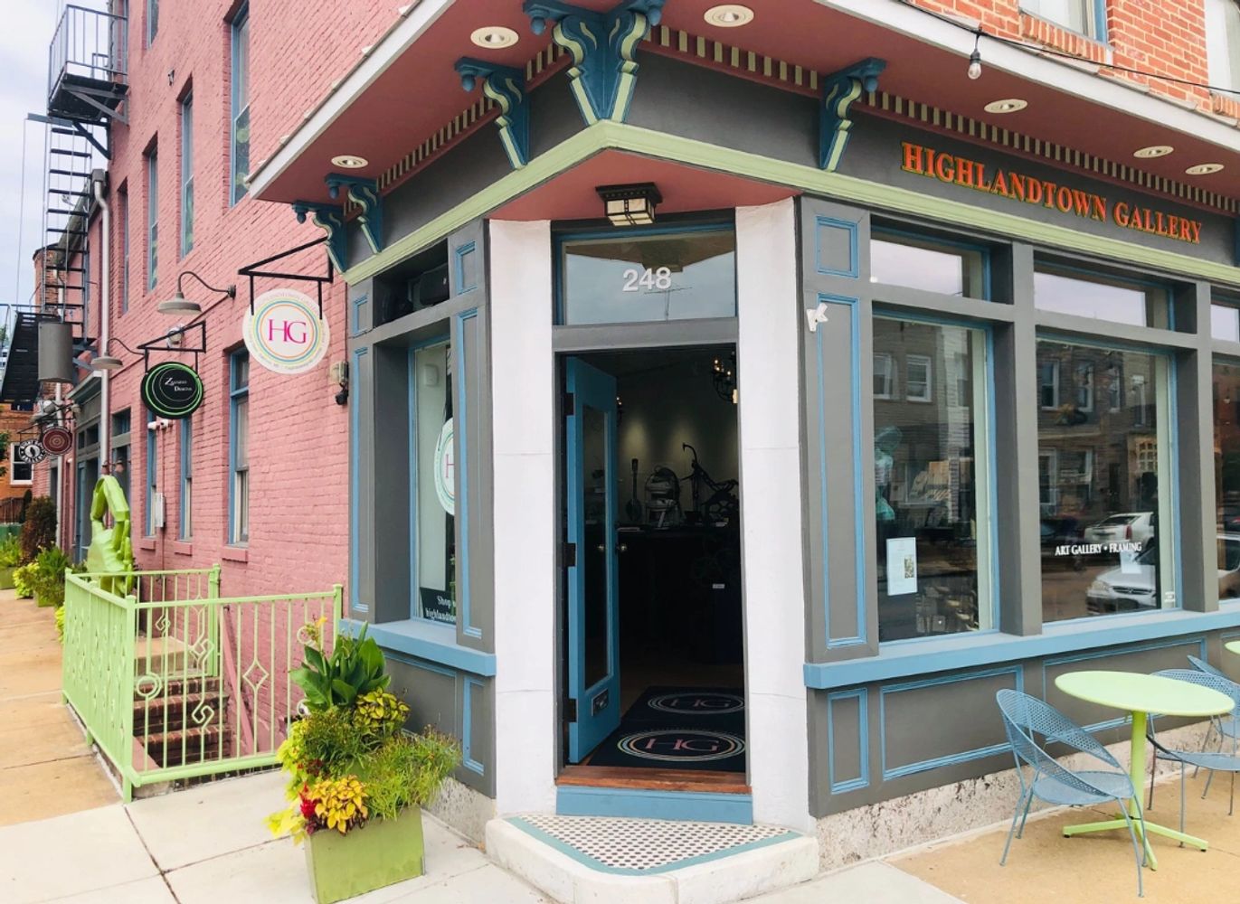 Highlandtown Gallery Baltimore Art Gallery showcasing local art